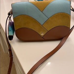 You can wear every day with it